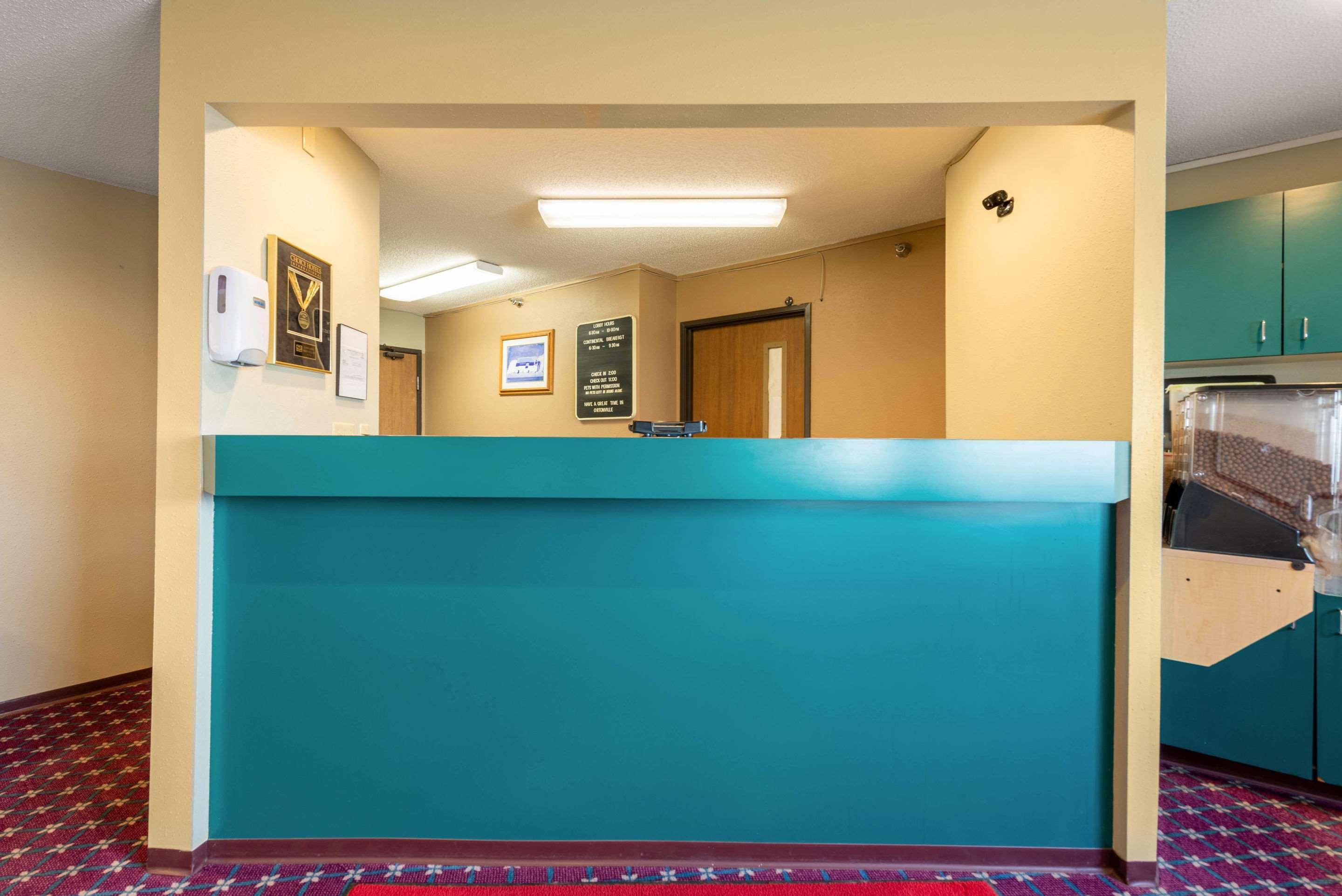 Econo Lodge Ortonville Luaran gambar