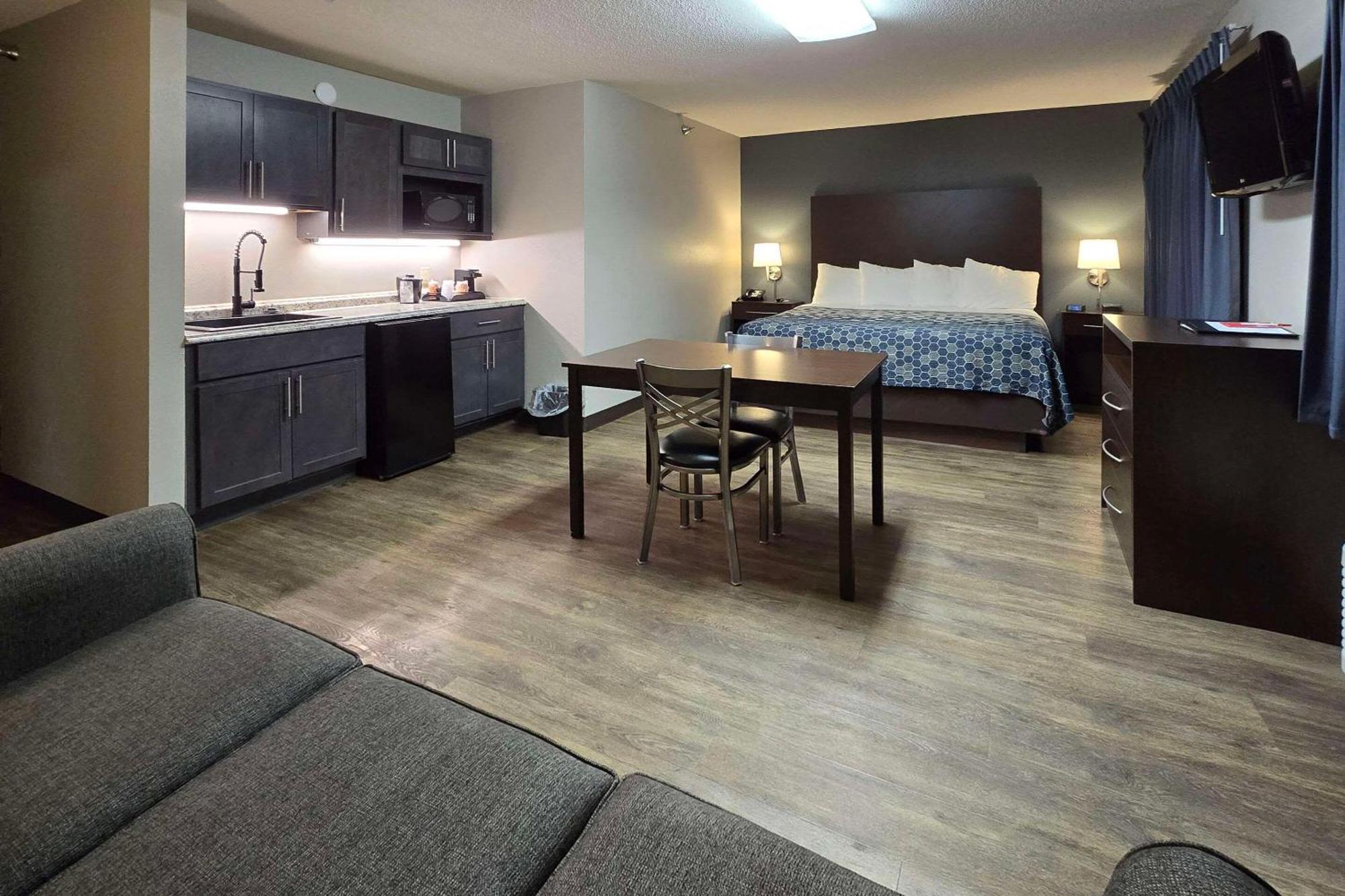 Econo Lodge Ortonville Luaran gambar