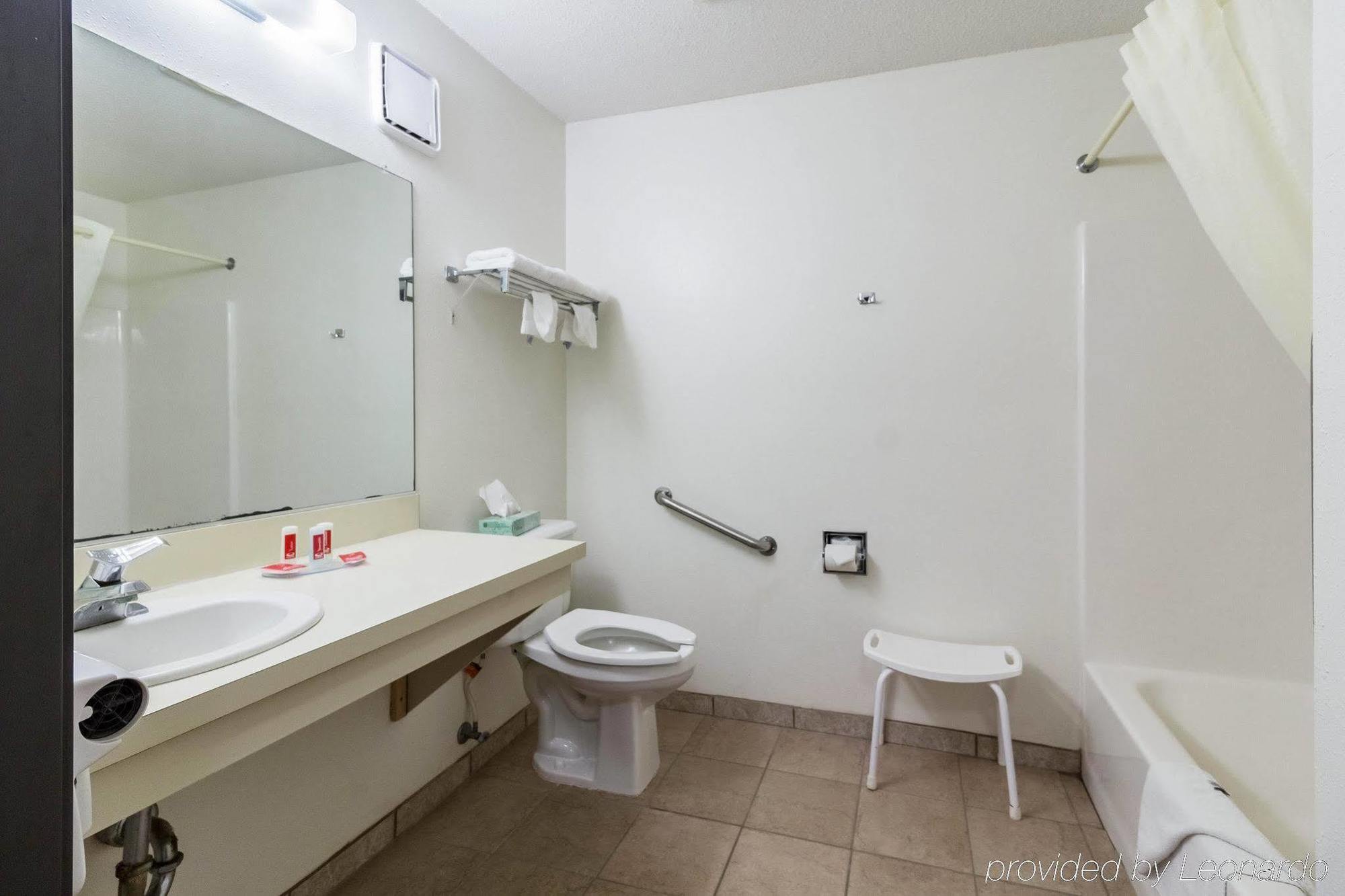Econo Lodge Ortonville Luaran gambar
